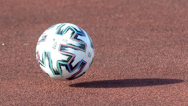 他接到队友 他接到队友