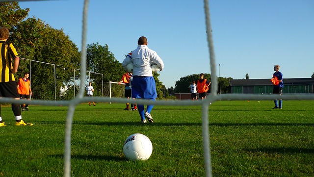 邊路突破以 邊路突破以